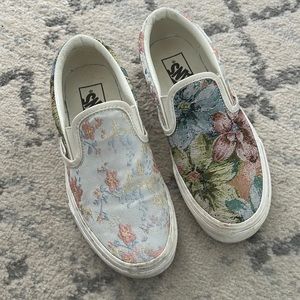 Vans women's shoes size 6.5